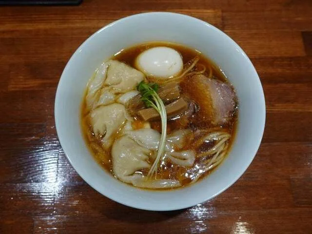 麺屋 落合 - 青森（ラーメン）の写真