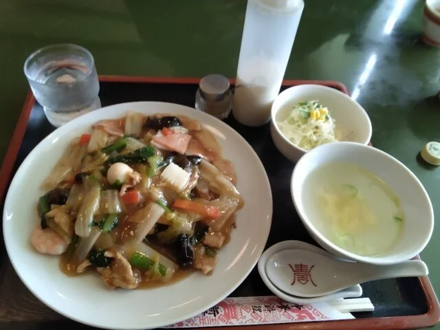 新京 本郷店 - 不動の沢（中華料理）の写真