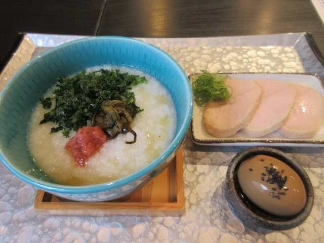 RIZ - 北四番丁（食堂）の写真