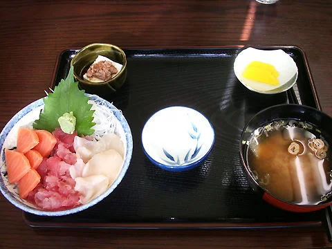 食事処 塩田 - 鹿折唐桑（居酒屋）の写真