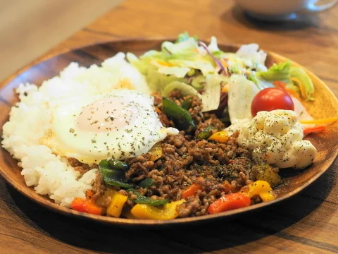 SEVEN TWO CAFE（セブン ツー カフェ） - 亘理（バー）の写真