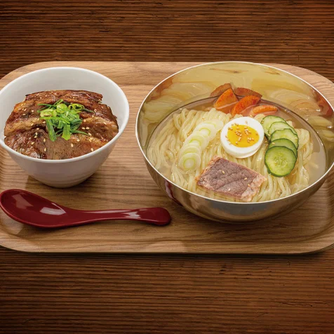 カルビ丼と冷麺 やま丼 - 長町南（丼）の写真