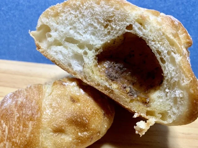 青森県鬼沢のにんにくパン