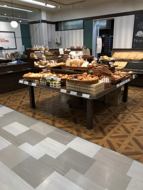 バターロール : 札幌パリ 湯川店の写真