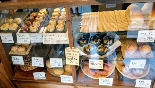 ナニナニ製菓 - 東室蘭（パン）の写真