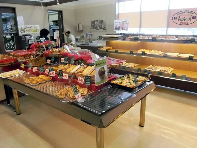 アピカル 朝里店 - 朝里（パン）の写真