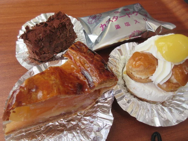 サントノーレ - 本塩釜（ケーキ）の写真