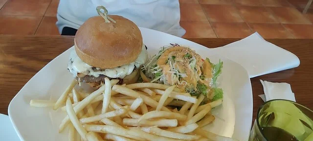 cafe 麦秋（カフェ　バクシュウ） - 富良野（ハンバーグ）の写真