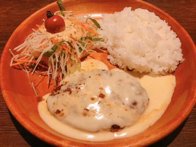 ハンバーグと言えば（北海道函館市環状線） : びっくりドンキー 神山店の写真