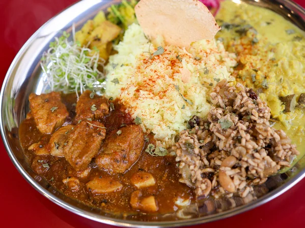 しろくろ食堂 - 長町南（カレー）の写真