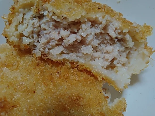 関精肉畜産 - 西古川（コロッケ）の写真