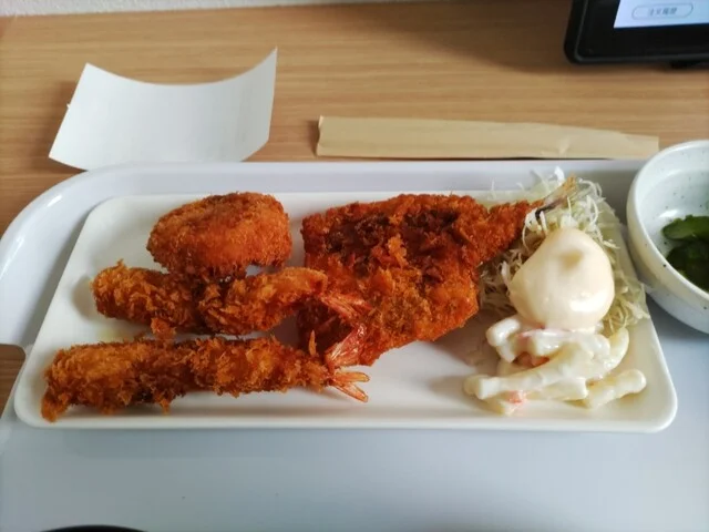 室感食堂 - 東室蘭（かつ丼）の写真