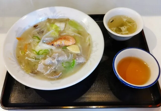 ファミリーレストラン 若鶴 - 室蘭（ファミレス）の写真