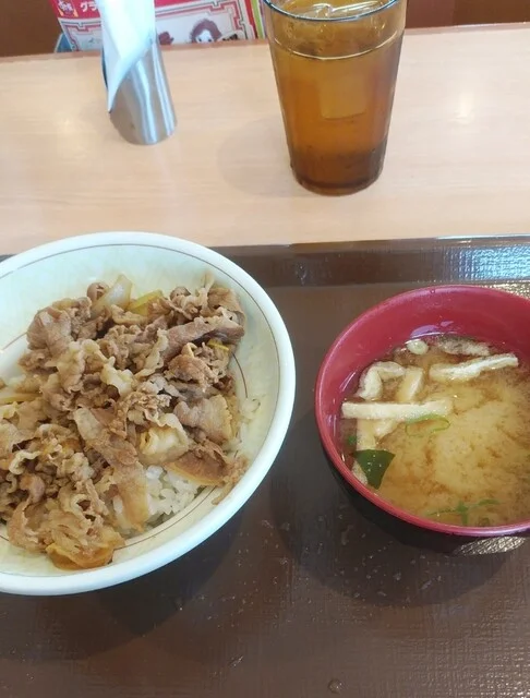 すき家 37号室蘭中島店 - 東室蘭（牛丼）の写真