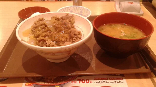 すき家 37号室蘭中島店 - 東室蘭（牛丼）の写真