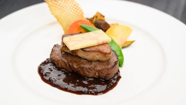 メインダイニングルーム - 富良野（フレンチ）の写真