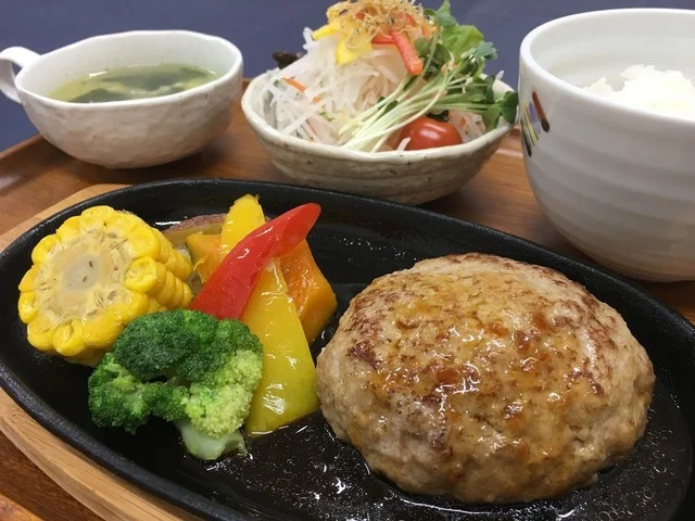 キッチンファーム エフズ ゲート（Kitchen Farm F's gate） - 富良野（食堂）の写真