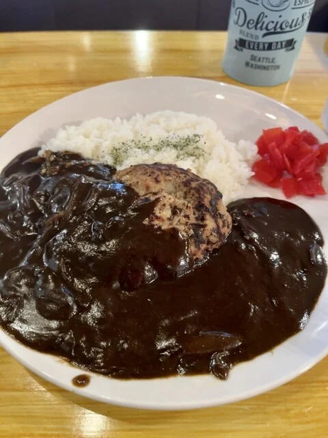 ピリ辛クリームパスタ＆ホットサンド。ドリンク付。 : らいずの写真