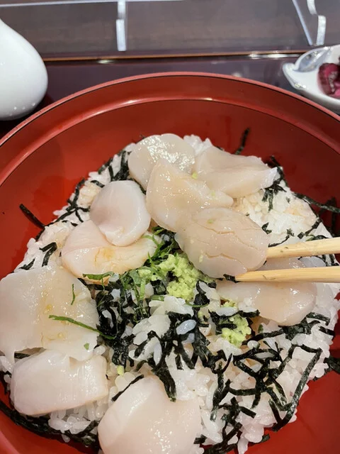 【ホタテ丼】〜ホテルで朝食をシリーズ（１） : ホテルベルクラシック北見の写真