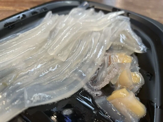 函館朝市 駅二市場 活いか釣り広場 - 函館（海鮮）の写真