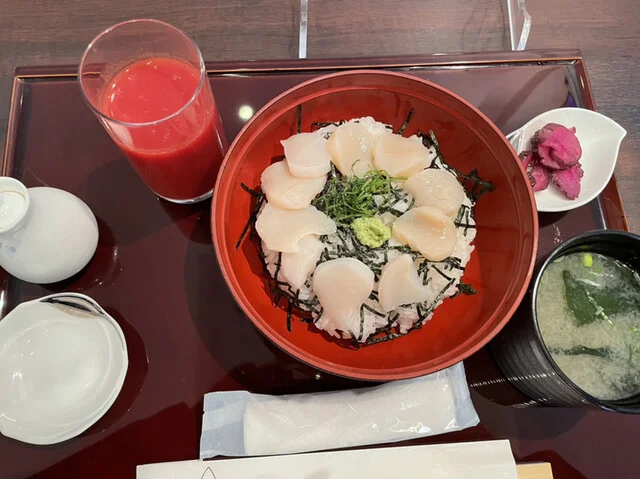 【ホタテ丼】〜ホテルで朝食をシリーズ（１） : ホテルベルクラシック北見の写真