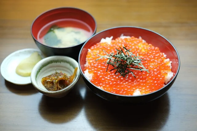 市場食堂（【旧店名】富良野 どんぶり市場） - 富良野（海鮮丼）の写真
