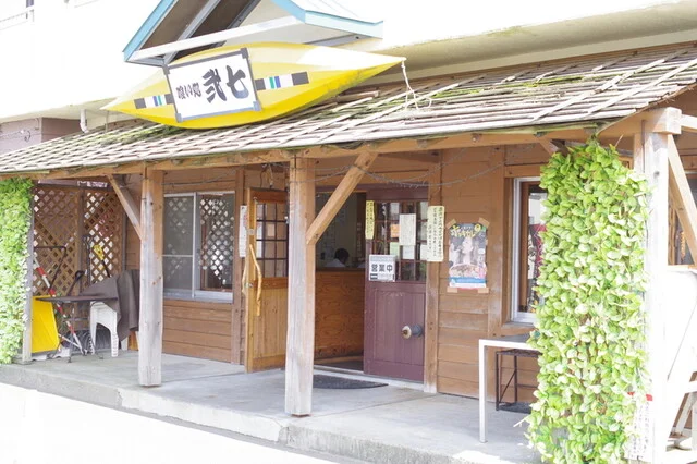 喰い処　弐七（にいなな） - 苫小牧（海鮮丼）の写真