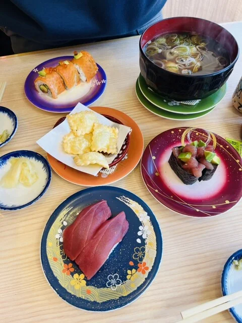 回転寿し まつりや 新橋店 - 釧路（回転寿司）の写真