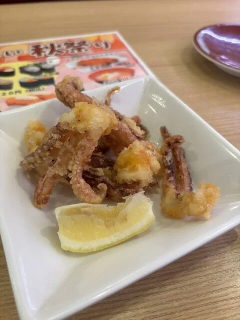 できたて注文寿司 100円くりっぱー 新富店 - 青葉（回転寿司）の写真