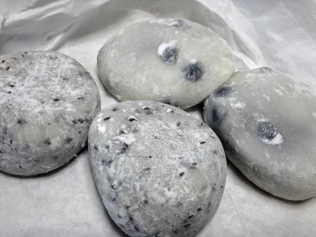 雷除志ん古（（かみなりよけしんこ）） - 南小樽（和菓子）の写真