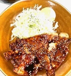 ぶた丼大手門 4条通店 - 旭川四条（豚丼）の写真