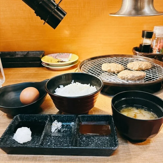 無限膳 - 帯広（ハンバーグ）の写真