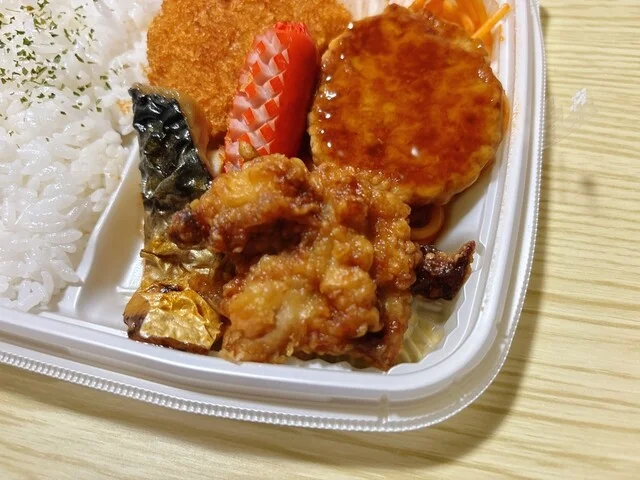 セブンイレブン 旭川3条7丁目店（SEVEN-ELEVEN） - 旭川（コンビニ・スーパー）の写真