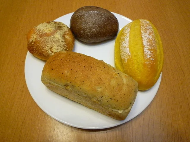 田舎パン - 柏林台（パン）の写真