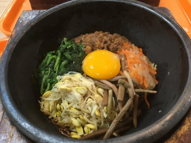 石焼ビビンパ 帯広イオン店 - 帯広（韓国料理）の写真
