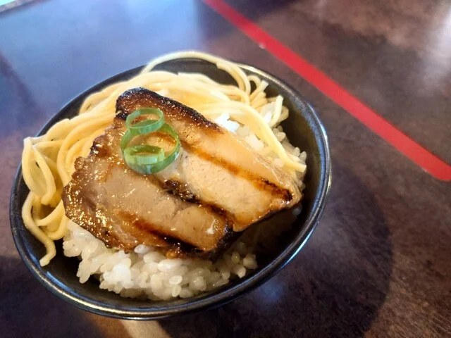 麺倉庫 じだい屋（めんそうこ じだいや） - 柏林台（ラーメン）の写真