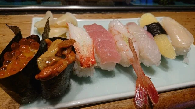 巻平 - 柏林台（寿司）の写真