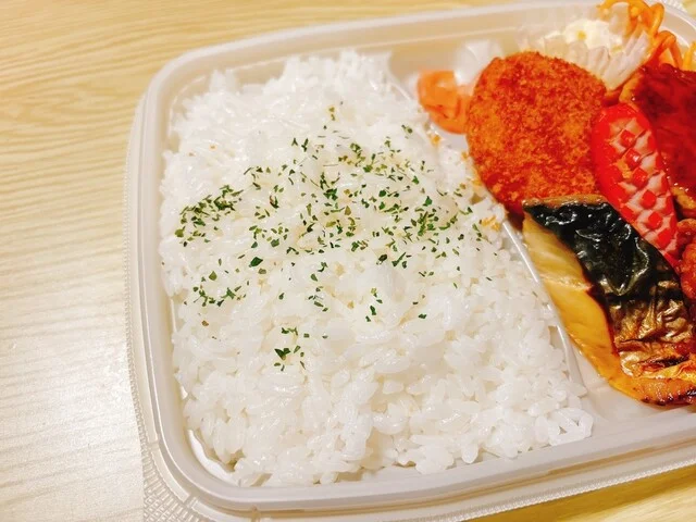 セブンイレブン 旭川3条7丁目店（SEVEN-ELEVEN） - 旭川（コンビニ・スーパー）の写真