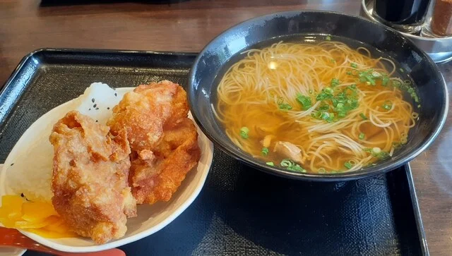 小樽なると屋 イオン苫小牧店 - 苫小牧（からあげ）の写真