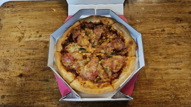 ピザ テンフォー 西18条店（TEN.FOUR） - 柏林台（ピザ）の写真