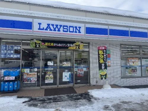 LAWSON 旭川旭神2条店（ローソン） - 緑が丘（コンビニ・スーパー）の写真