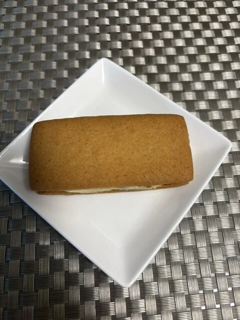 六花亭  苫小牧店 - 糸井（洋菓子）の写真