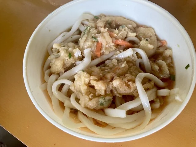 花輪食品店 自販機コーナー - 美瑛（そば）の写真