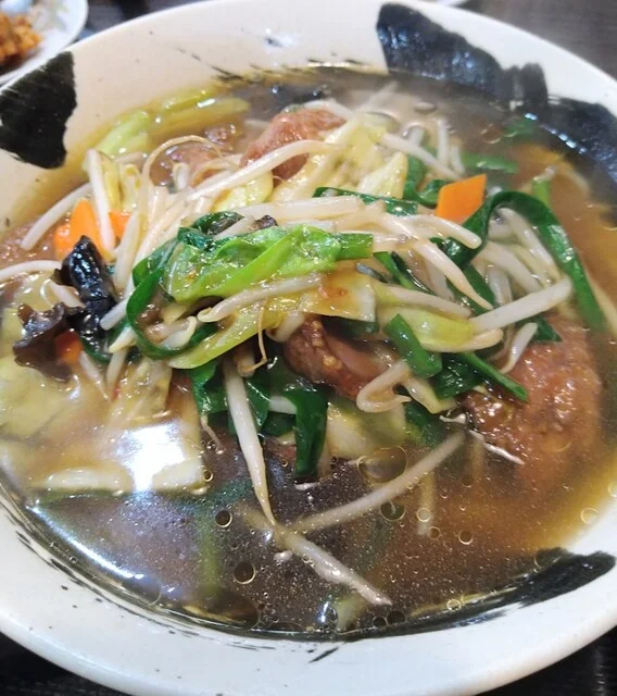 万八らーめん 中央店（マンパチラーメン） - 下北（ラーメン）の写真