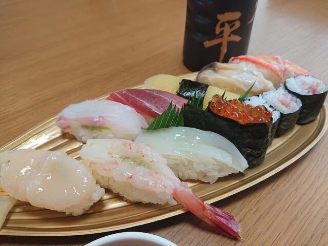 巻平 - 柏林台（寿司）の写真