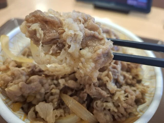 すき家 38号釧路鳥取店 - 新富士（牛丼）の写真