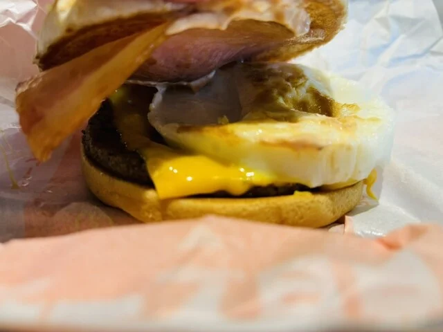 マクドナルド 旭川宮前通店 - 旭川四条（ハンバーガー）の写真