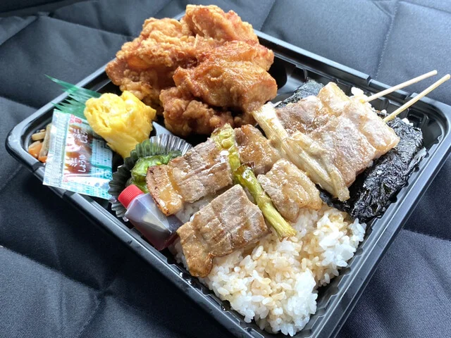 直火屋（ジカビヤ） - 新富士（弁当）の写真