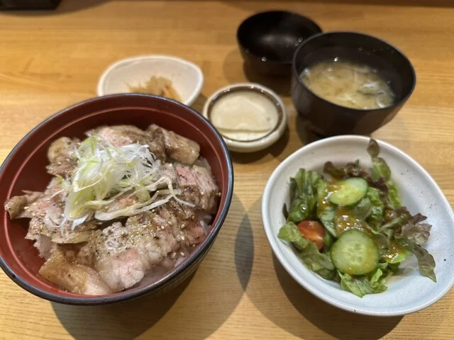 びえい和牛と旬彩　炭火割烹　亀鶴 - 美瑛（日本料理）の写真