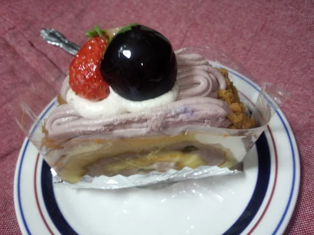 北の自然菓 柳月 星が浦ぴあざフクハラ店 - 新大楽毛（ケーキ）の写真